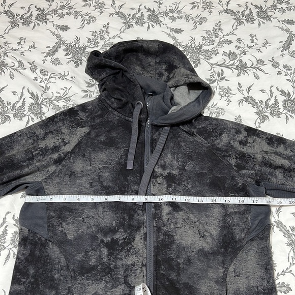 Danskin Women's Marble Print Double Collar Full Zip Hooded Jacket - Picture 9 of 13